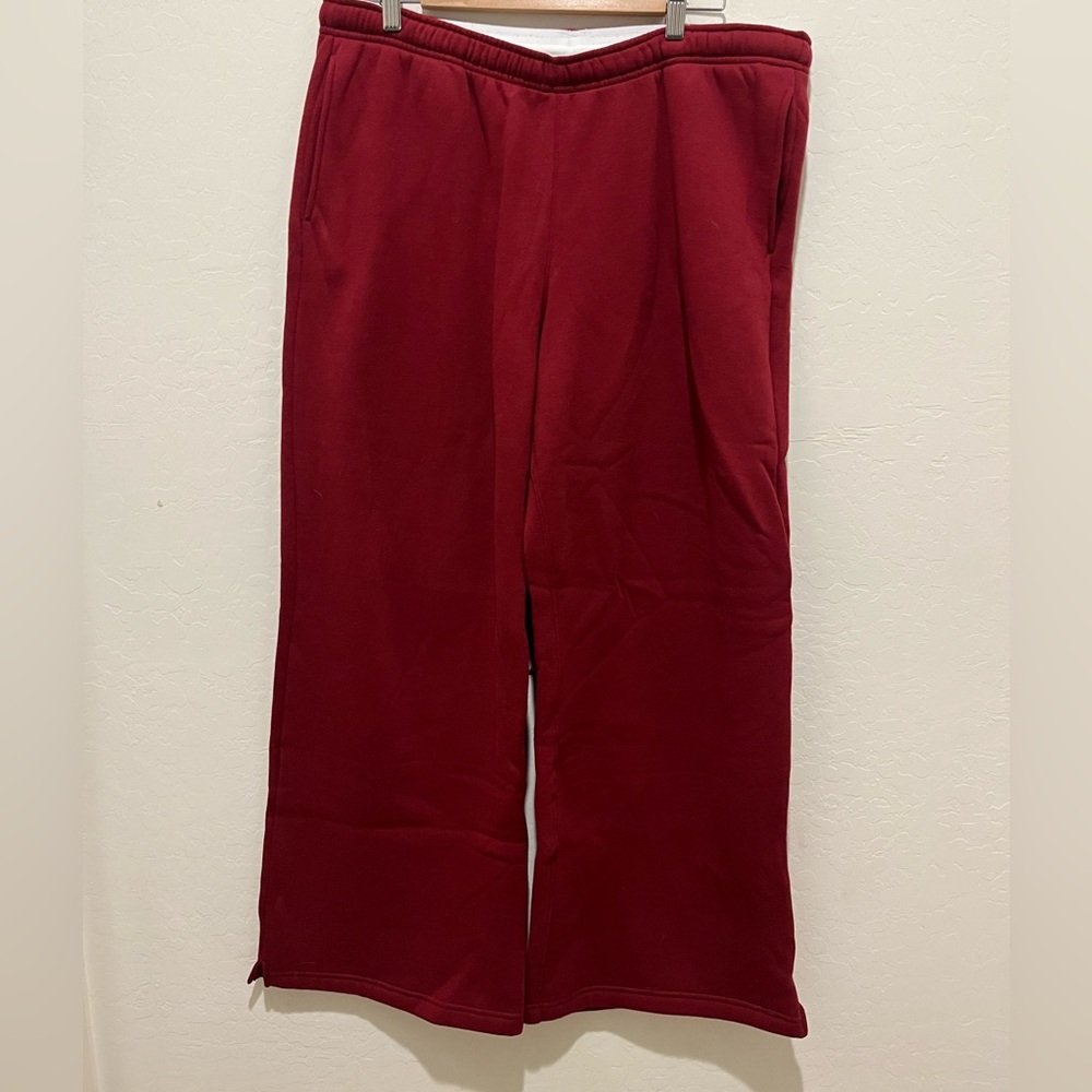 Wild Fable Red Straight Leg Sweatpants